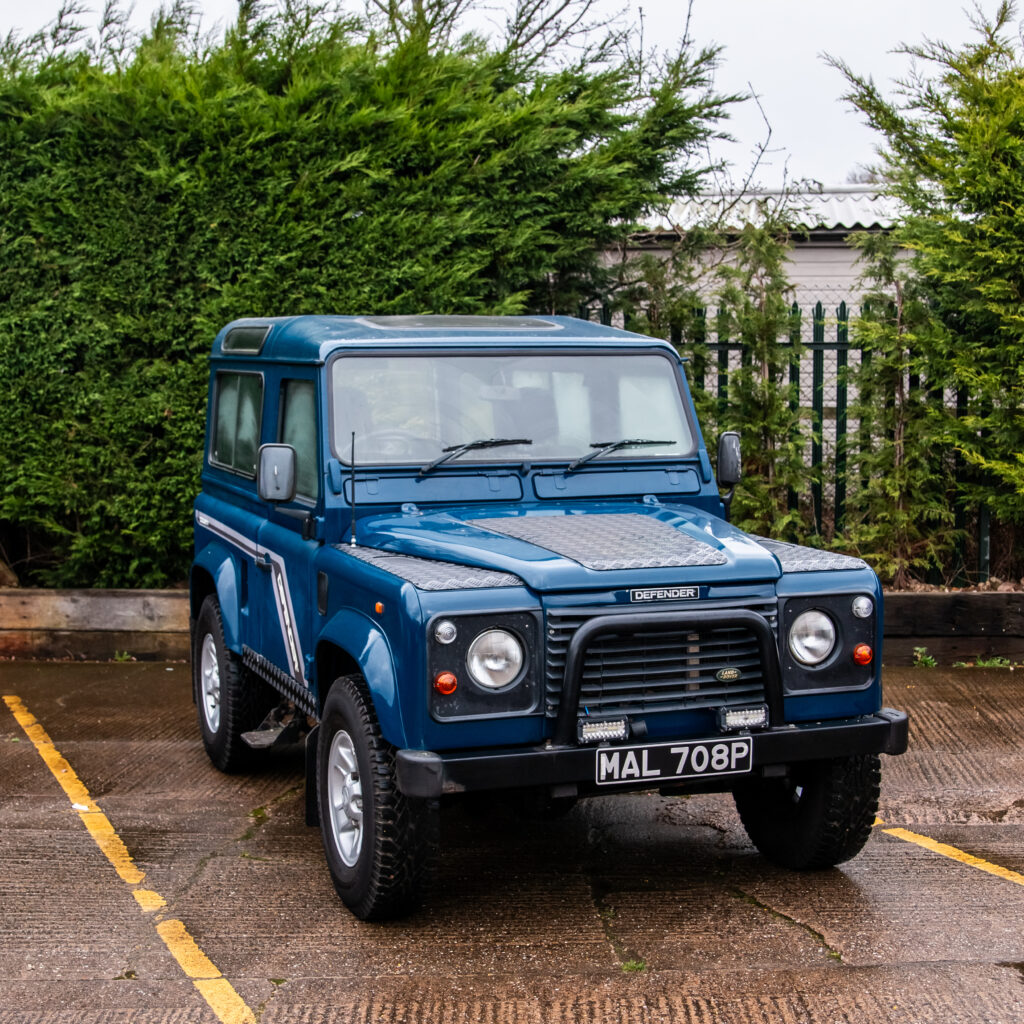 Thinking of buying an older Land Rover Defender: What to Look Out For ...
