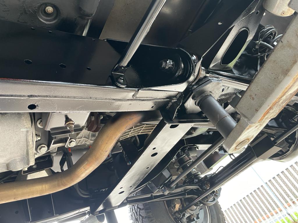 Undersealed vehicle