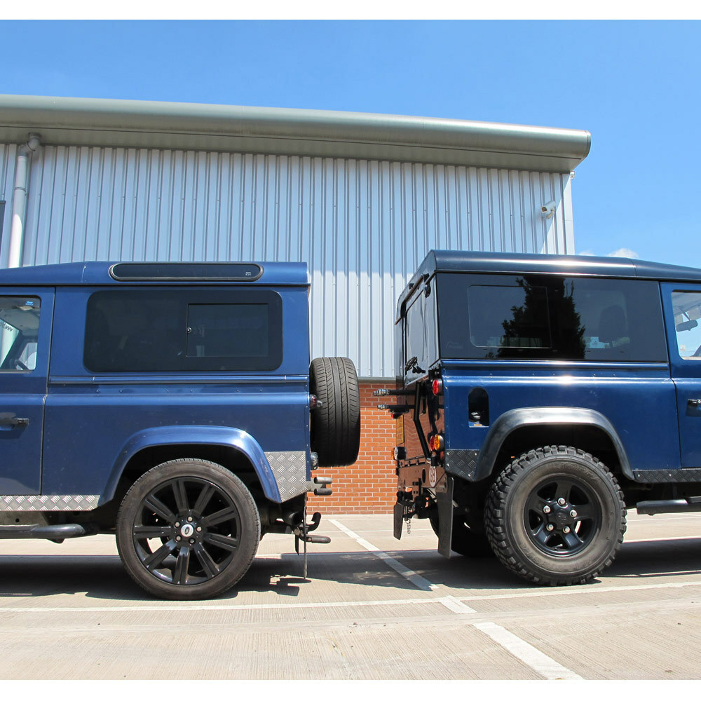Land Rover Defender Zeppelin Bonded Side Window Compared to Panoramic Side Window